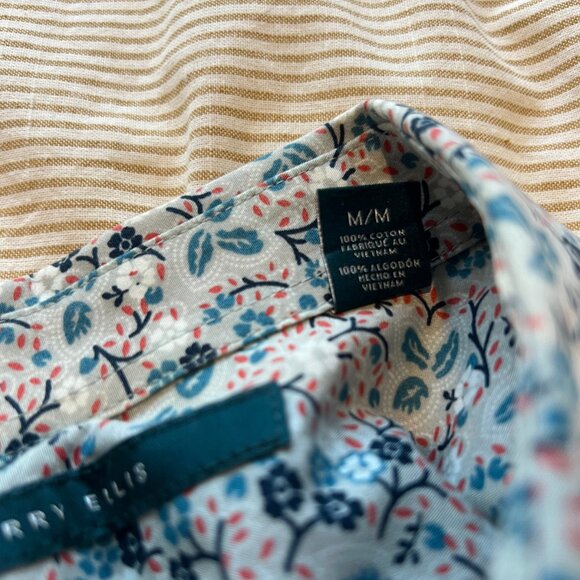 Perry Ellis Men's Floral Pattern Button Down Shirt Size M - Picture 3 of 5